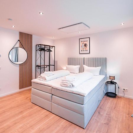 Ferienwohnung Unique Gneisenau Wohlfuehloase Ulm Exterior foto